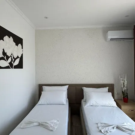 Vila Bleta 3 * Vlorë